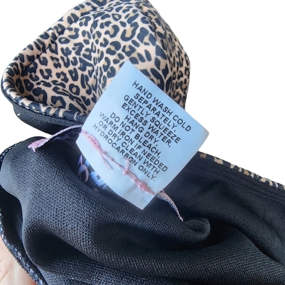 NWT Bettie Page sz 4 Queen of Pinups animal Cheetah print off shoulder dress - Picture 15 of 15